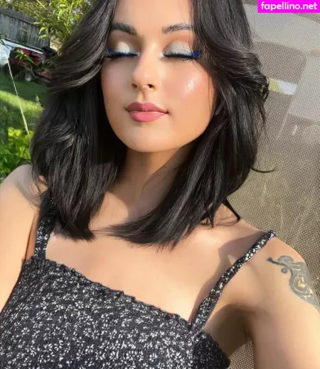 Kayybee OnlyFans Thumbnail #7uzHhKXtWB