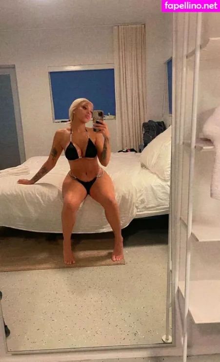 Kayyykittyxxx OnlyFans Thumbnail #xJtwASCbGe