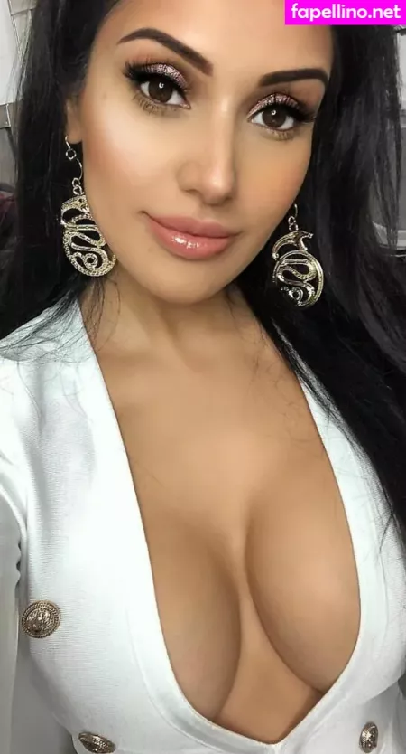 Kbellebeauty OnlyFans Thumbnail #LDHbf0KGPQ