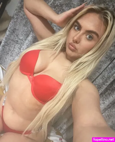 Kblondebarbiex OnlyFans Thumbnail #Zgg5LJM8P0