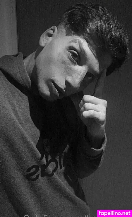 Kchorrook OnlyFans Thumbnail #NVf9XCgVln