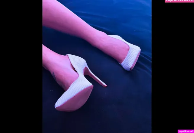 Kdmpics OnlyFans Thumbnail #FHypXHLLUk