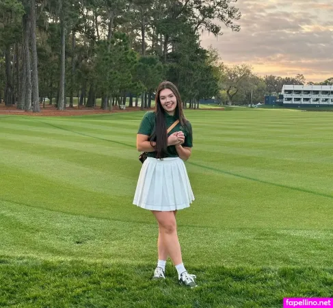 Keeks Golf OnlyFans Thumbnail #uwAsOhX0QX