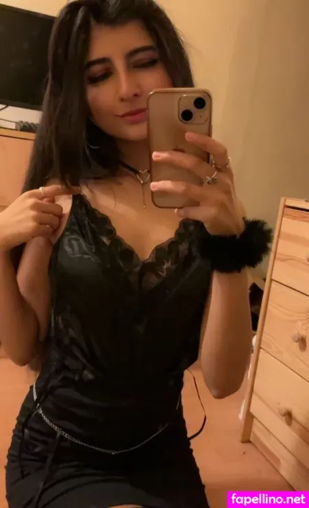 Keeksa OnlyFans Thumbnail #4e4FfLuDUR