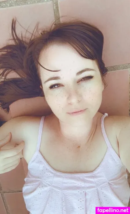 Keeleekita OnlyFans Thumbnail #5rWo9u2laD