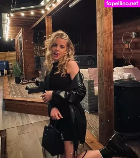 Keely Hodginkinson OnlyFans Thumbnail #ExkU9nnkFv