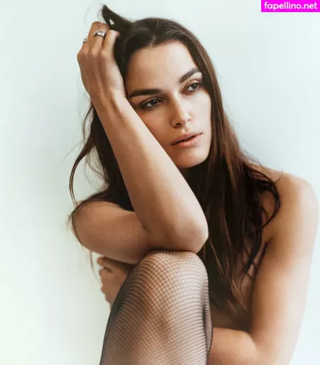 Keira Knightley OnlyFans Thumbnail #5eiYGBYAif