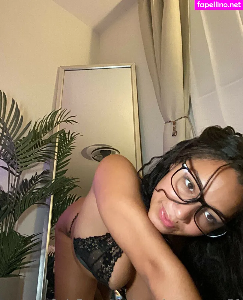 kikisouffle, peachesncream59 Nude Leaked OnlyFans Photo #5Rzdqe2drU