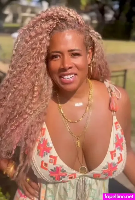 Kelis OnlyFans Thumbnail #vWEdJEIpfq