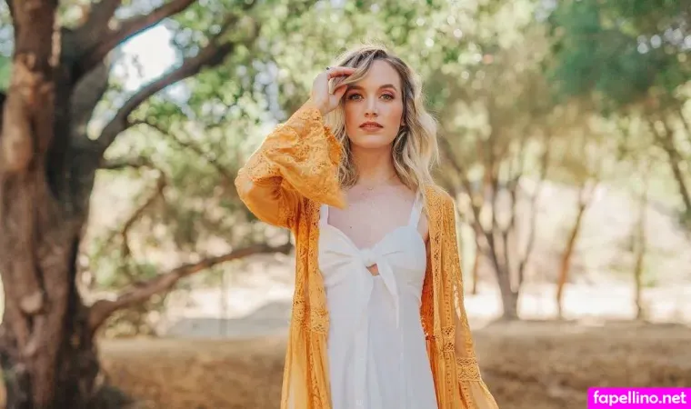 Kelley Jakle OnlyFans Thumbnail #1cR4fcLYB5