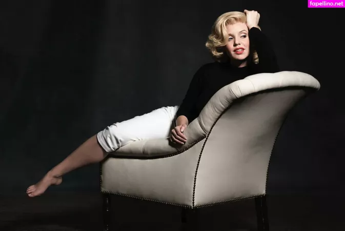 Kelli Garner OnlyFans Thumbnail #b5ynWhdJtr