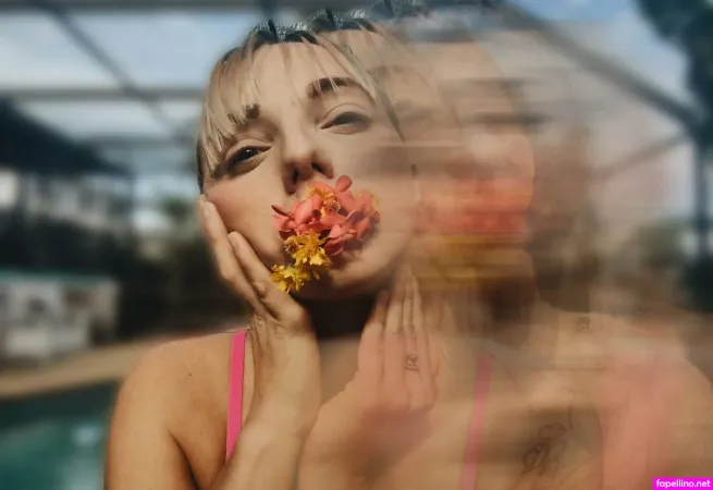Kelli Kisses OnlyFans Thumbnail #ugAqDai0d7