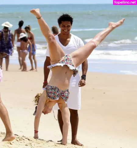 Kelly Brook OnlyFans Thumbnail #6mmb6Se25l