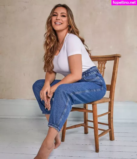 Kelly Brook OnlyFans Thumbnail #J3wjupGdRW