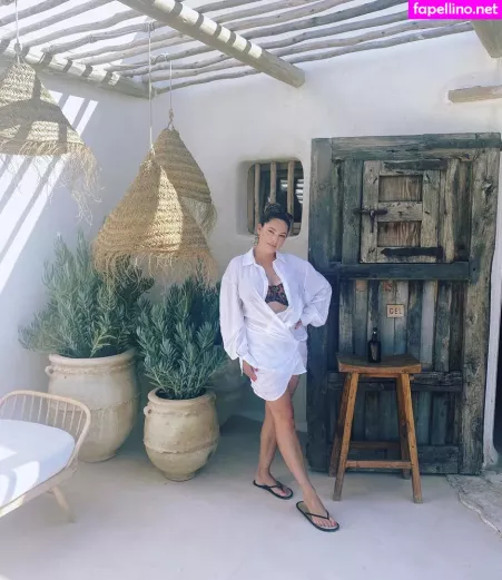 Kelly Brook OnlyFans Thumbnail #Yr1eIVJK9k