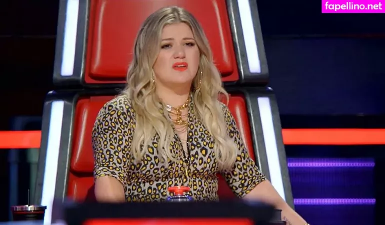 Kelly Clarkson OnlyFans Thumbnail #8WfpWPlNET