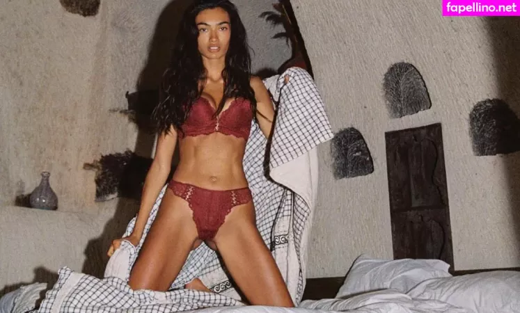 Kelly Gale OnlyFans Thumbnail #UoAoNwT0fR