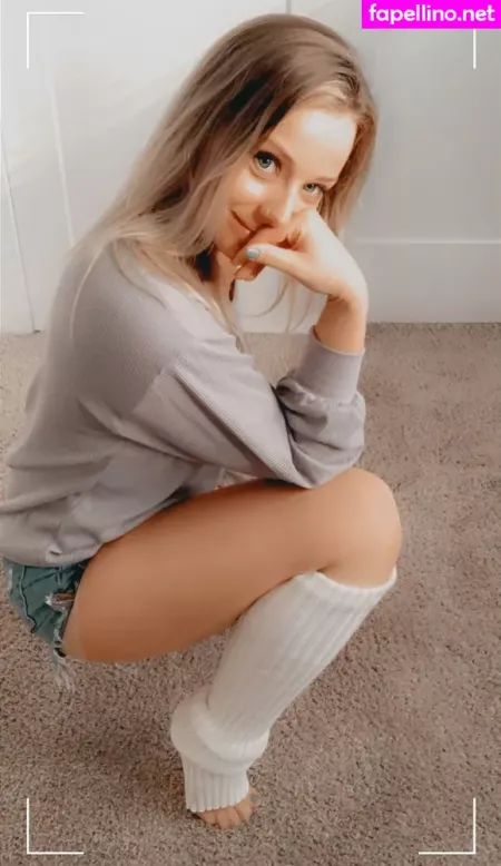 Kelly Gee OnlyFans Thumbnail #xHYoPNrqQq