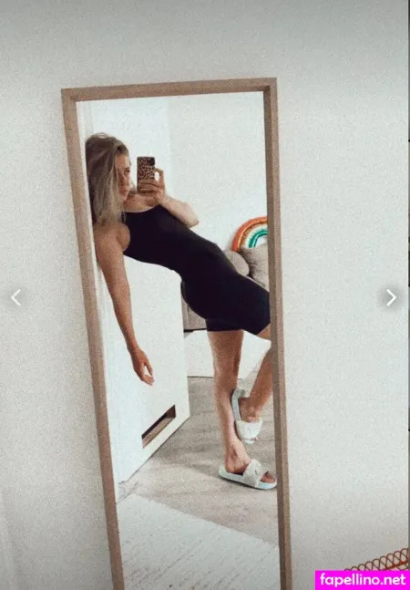 Kelly Ikellyk OnlyFans Thumbnail #zdwBW1Y8dR