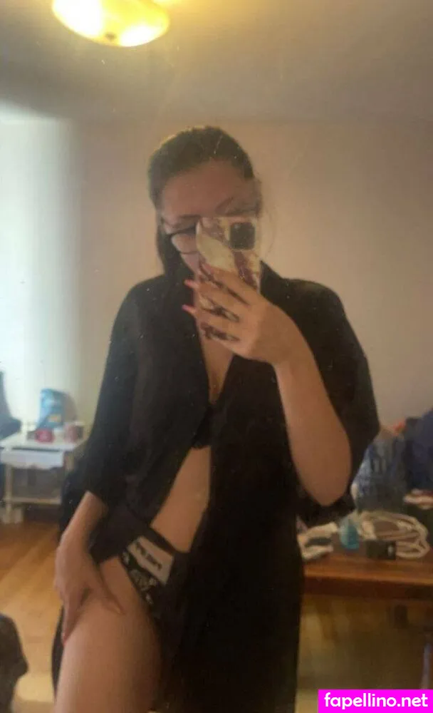 kelly.klitta, kellyklatt Nude Leaked OnlyFans Photo #1CDHNUlSWd