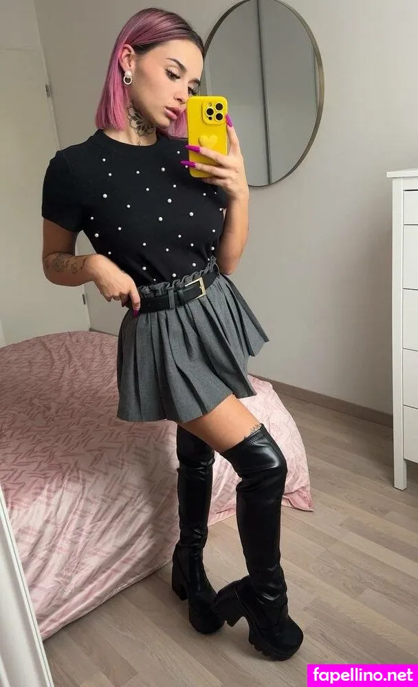 _petite_tagada, kelly_wlc, kellywlc, vivi_kelly Nude Leaked OnlyFans Photo #nH2DRM2J95