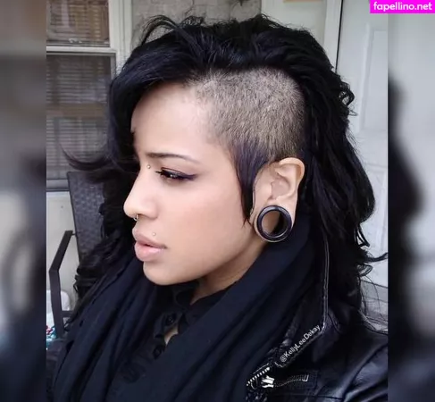 Kelly Lee Dekay OnlyFans Thumbnail #9gyuIZIfRs