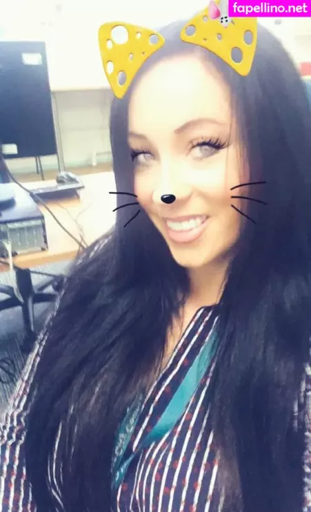 Kelly Louise Sheridan OnlyFans Thumbnail #YkvaVt02RV