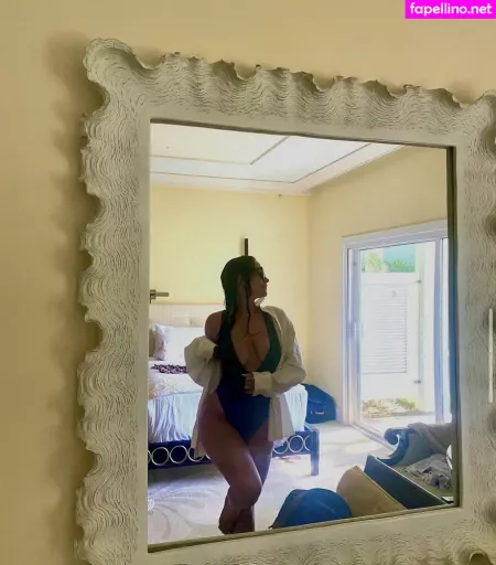 Kelly Meinhart OnlyFans Thumbnail #CML65o83ZW