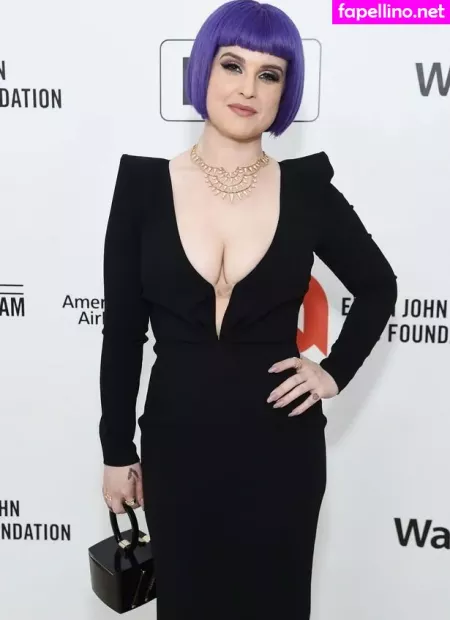 Kelly Osbourne OnlyFans Thumbnail #PKCtFGqLJ1
