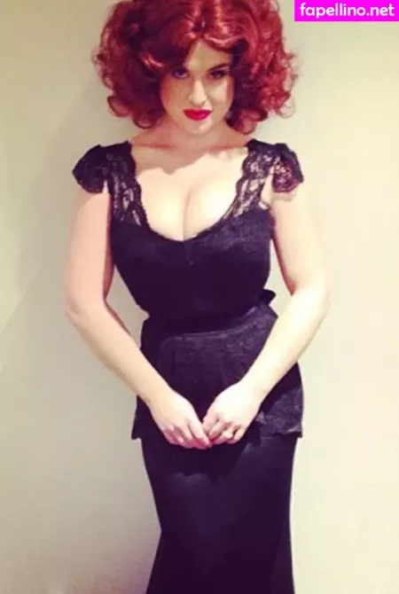 Kelly Osbourne OnlyFans Thumbnail #ej4TgBx3UV