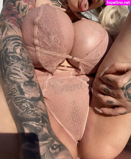 Kelly Pearl OnlyFans Thumbnail #ZV1W9GRQpJ
