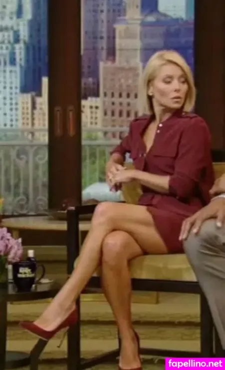 Kelly Ripa OnlyFans Thumbnail #rlXKx5qvjL