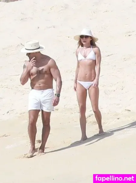 Kelly Ripa OnlyFans Thumbnail #sKMYuSVrH1