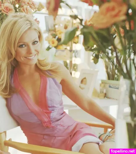 Kelly Ripa OnlyFans Thumbnail #wlzfAe9KYe