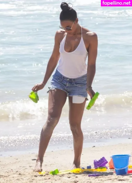 Kelly Rowland OnlyFans Thumbnail #H6ilkC4CAd