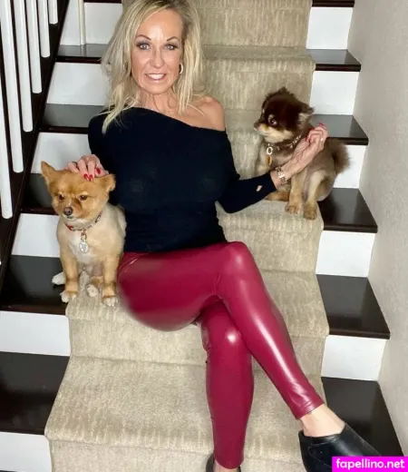 Kelly West OnlyFans Thumbnail #a16OiEhZoc