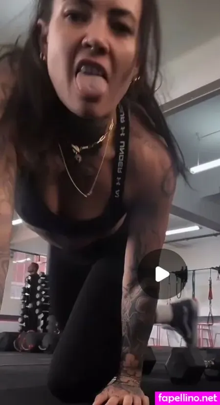 Kelly Winstanley OnlyFans Thumbnail #7Is5qOK8hz