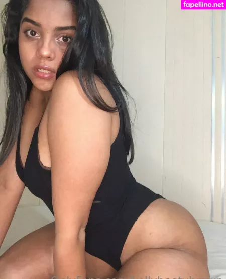 Kellybootybrown OnlyFans Thumbnail #Ucqux2ILV8