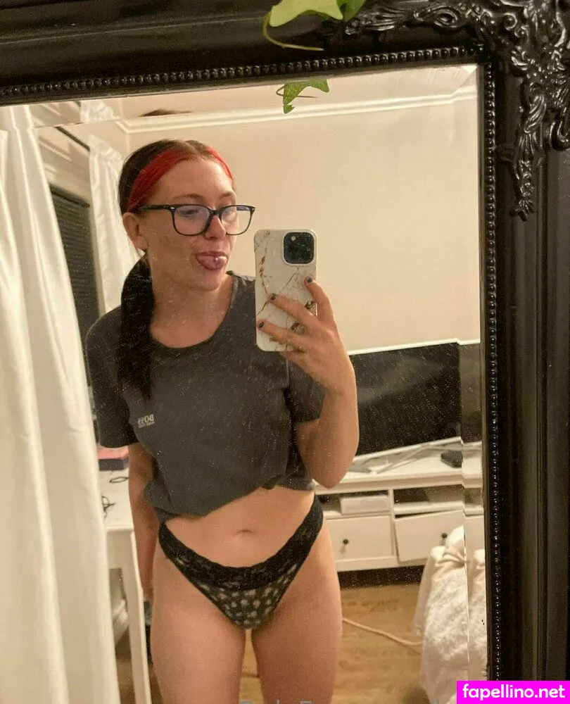 kellyklatt, kellyklitta Nude Leaked OnlyFans Photo #yVZrwp3IxW