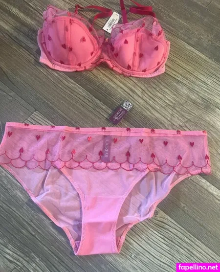 Kellylilred OnlyFans Thumbnail #9Y5DQ1xGsh