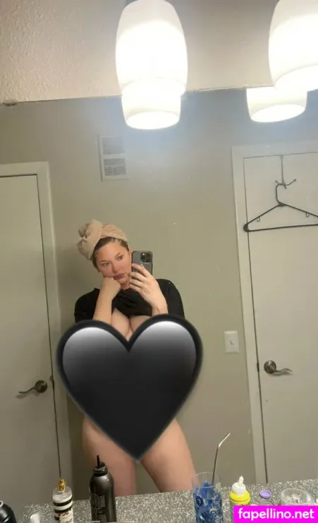 Kellylilred Main Profile Photo