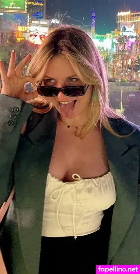 Kellymissesvlog OnlyFans Thumbnail #Q1rrvYNHSK