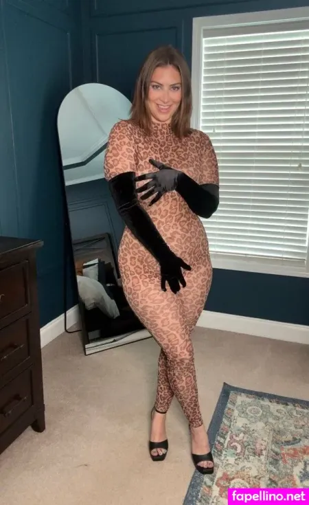 Kellymonroeofficial OnlyFans Thumbnail #nyqoctqPuN