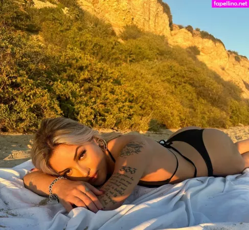 Kellysnowx OnlyFans Thumbnail #irOXWbAtlK