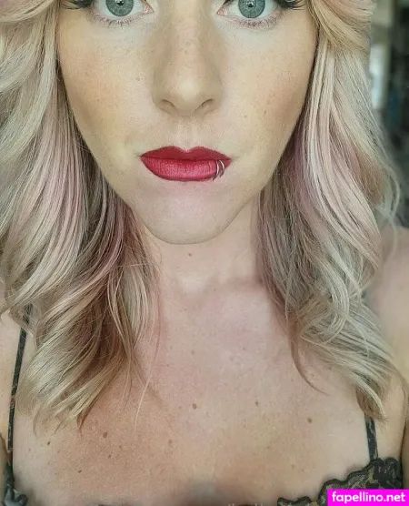 Kellystylestx OnlyFans Thumbnail #dfAE4pzhgd