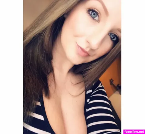 Kelsea Amber OnlyFans Thumbnail #ROi4sDgmmk