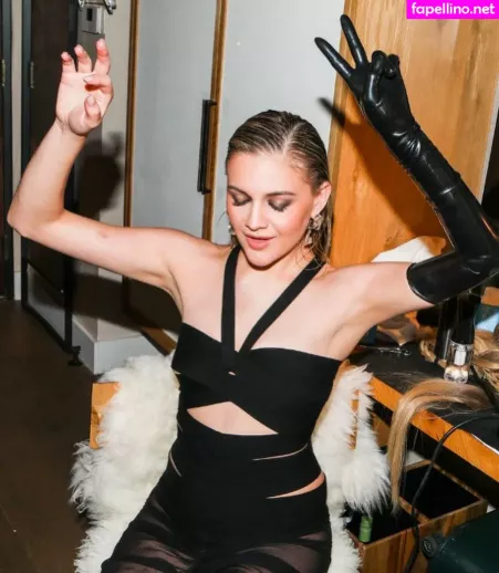 Kelsea Ballerini OnlyFans Thumbnail #yROZykCfDG