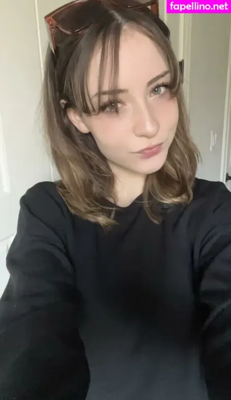 Kelsey Grzybowski OnlyFans Thumbnail #B4fMXehcJV