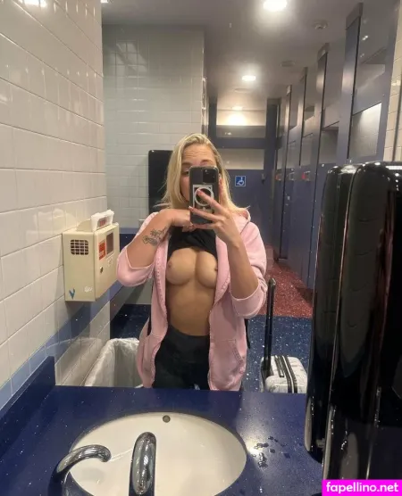 Kelseykane Xo OnlyFans Thumbnail #R8tH6N0lt4