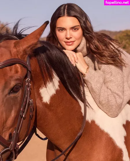 Kendall Jenner OnlyFans Thumbnail #1IWB5ucUGe